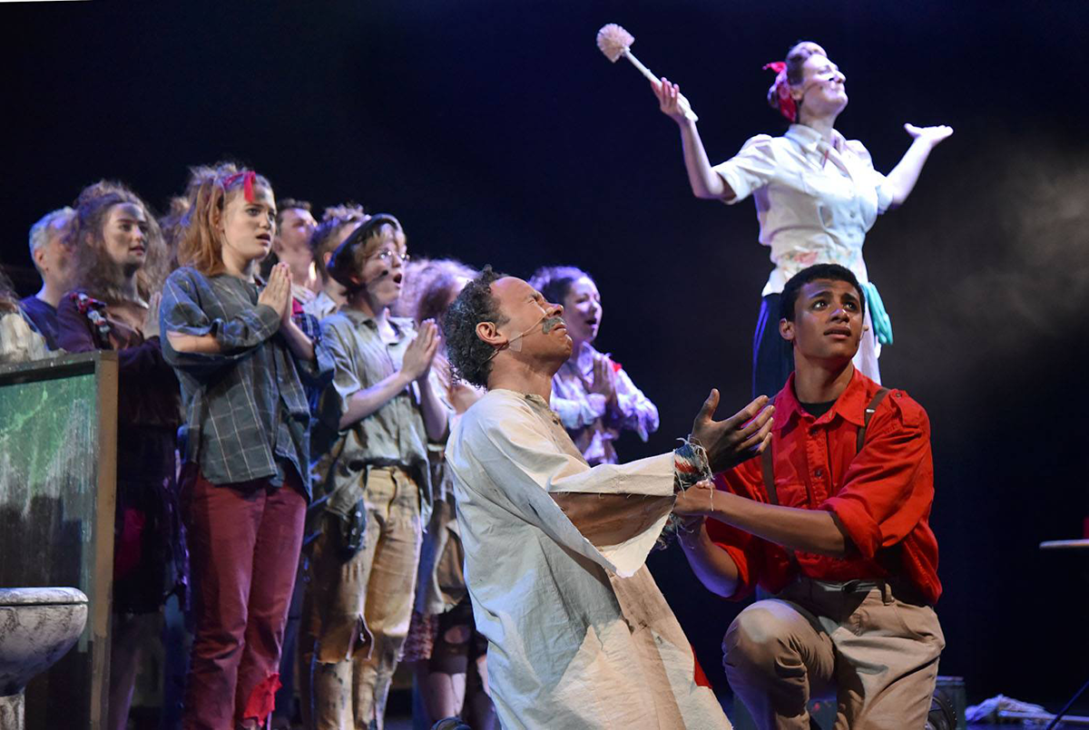 Bei der Aufführung von "Urinetown"