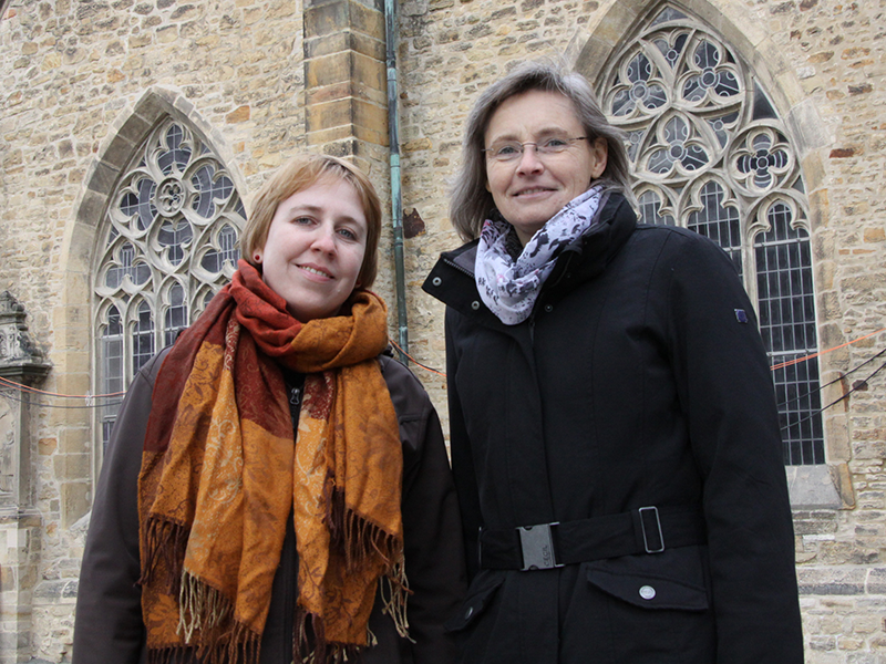 Eva Malz und Helga Weilkes von der Dom-Information